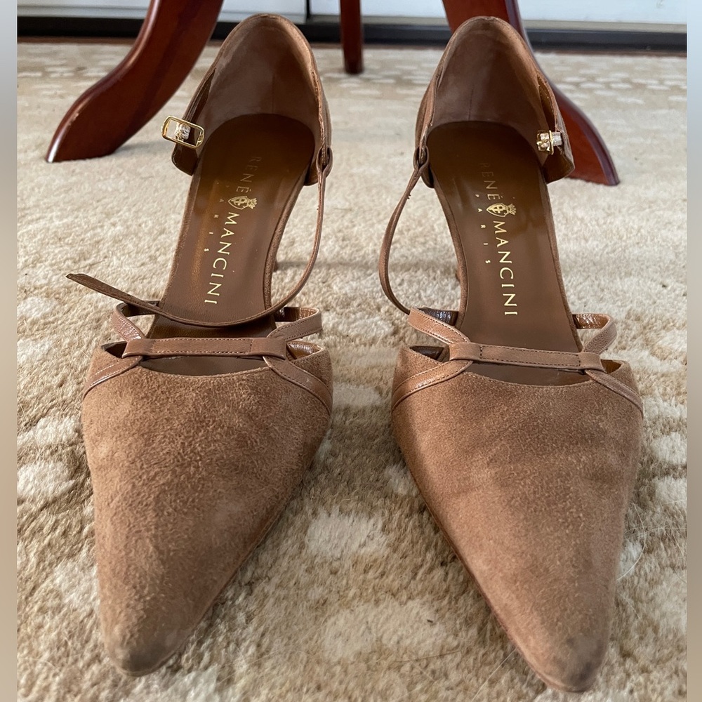 Rene Mancini Women's Brown Suede Heels